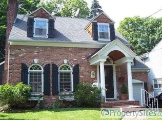 825 Harding St, Westfield, NJ 07090