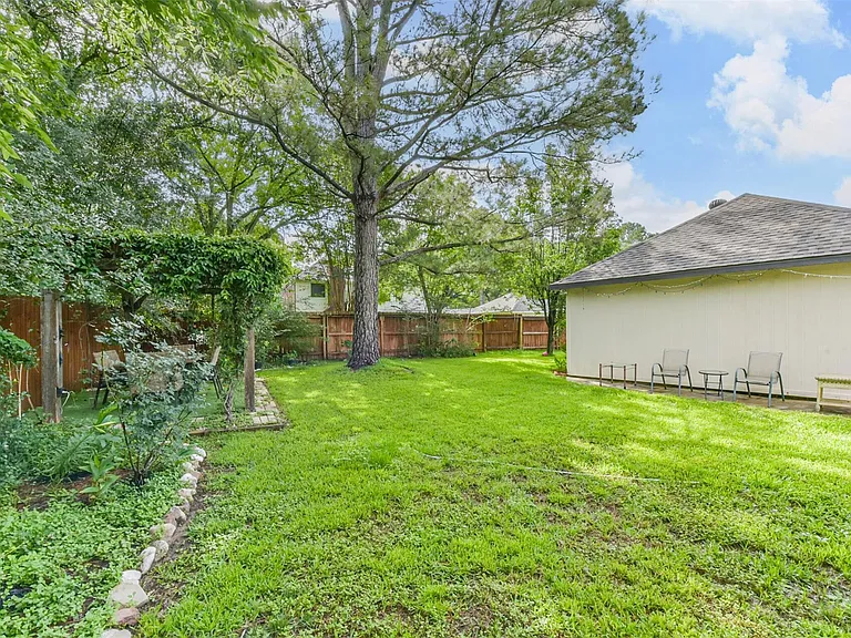 1306 N Gabriel River Cir — Photo 43