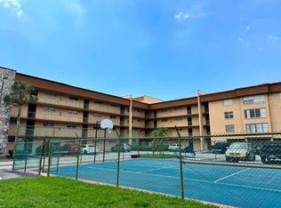 5820 N CHURCH AVENUE #256, TAMPA, FL 33614