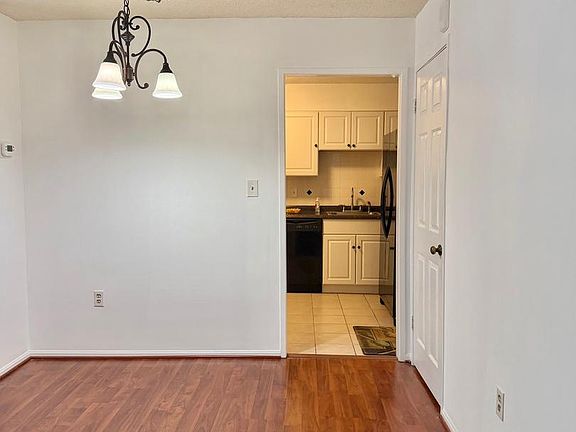 4th image of 15107 Interlachen Dr #2-119