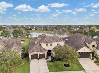 95 Lake View Loop, Fulshear, TX 77441