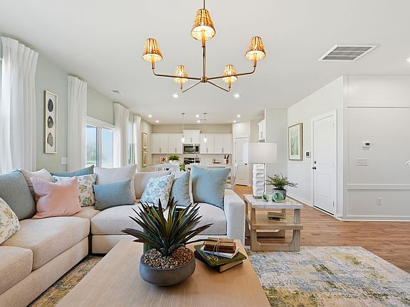 7th image of this home