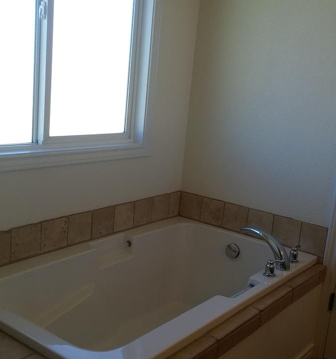 1st image of 11896 Goldfinch St