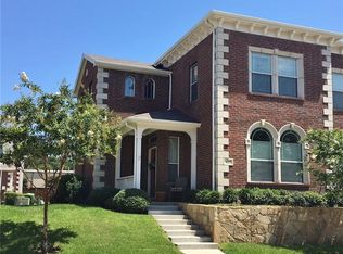 425 Legends Dr, Lewisville, TX 75057
