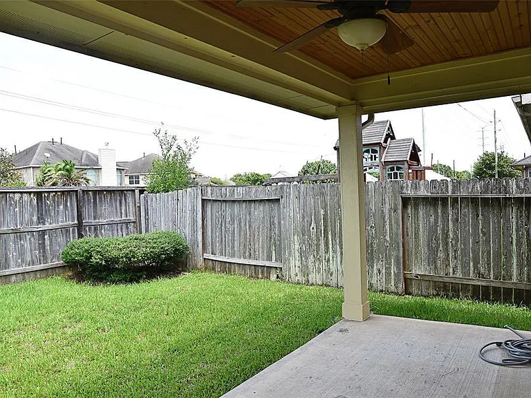 12903 Flat Creek Dr — Photo 28