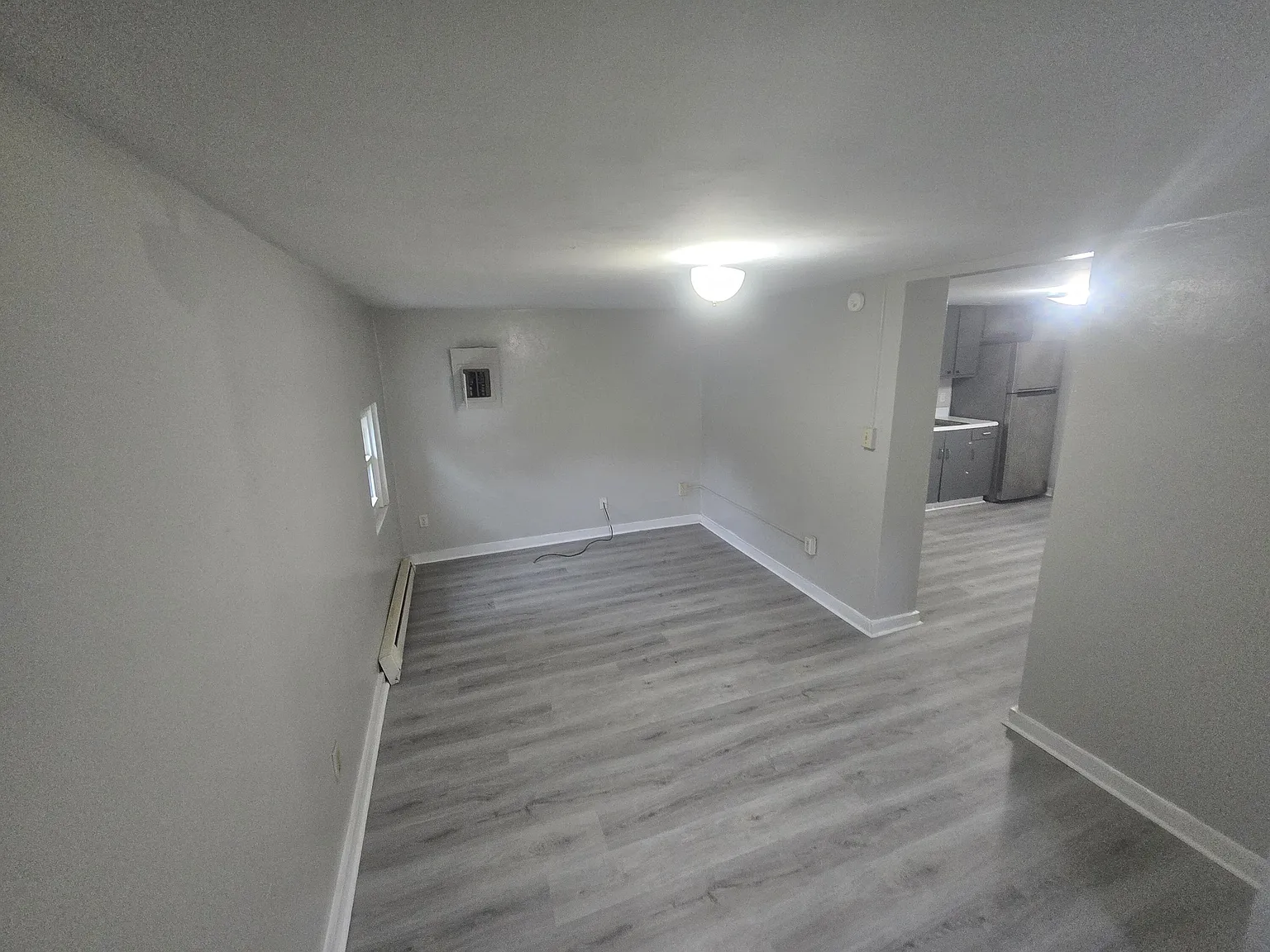 2 bed, 1.0 bath, $1,000 — Photo 2