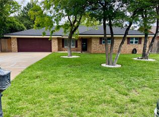 1302 Itasca St, Plainview, TX 79072