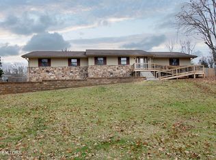 238 W Ford Valley Rd, Knoxville, TN 37920