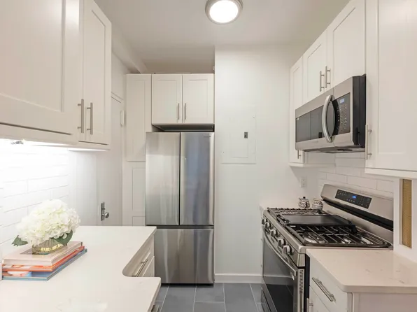 124 East 84th Street image 5 of 10