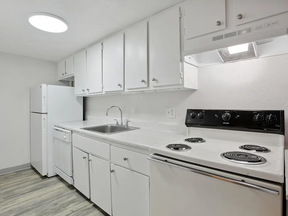 Lakeridge Terrace Apartments