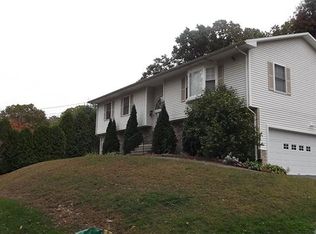 16 Falbo Dr, Seymour, CT 06483