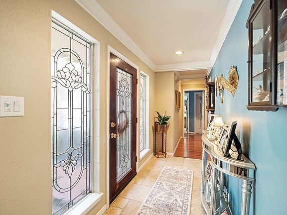 4th image of 12800 Briar Forest Drive #126
