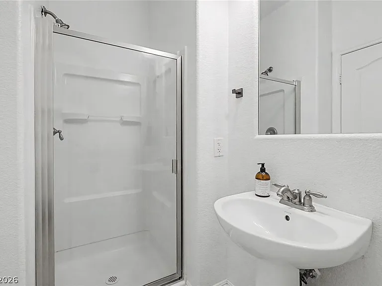 8136 Memory Lake Ave — Photo 16