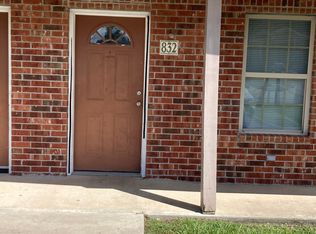 832 Rhua Dr, Sulphur, LA 70663