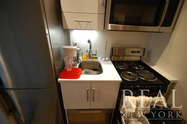 Rented by REAL New York | media 28