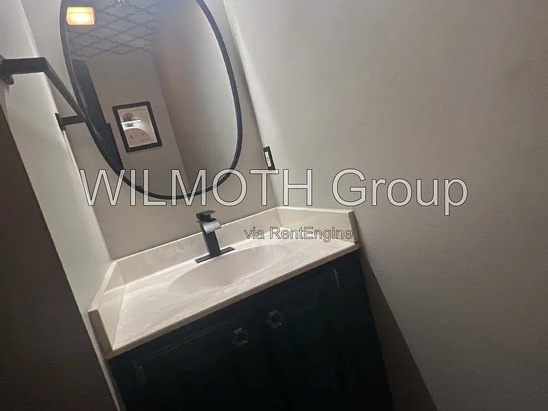 611 N Park Ave #302 — Photo 11
