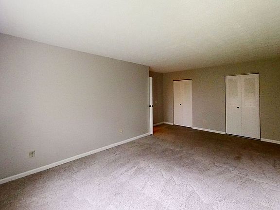 4th image of 17 Stenwick Dr Unit H