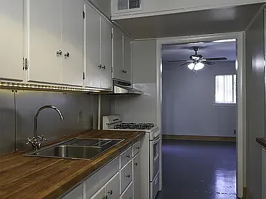 804 N Locust St #B2 — Photo 47