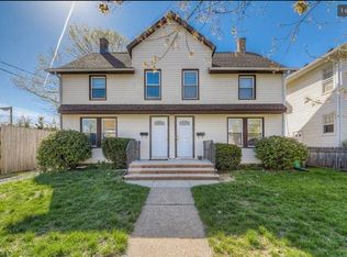 8 Stiles Ave, Morris Plains, NJ 07950