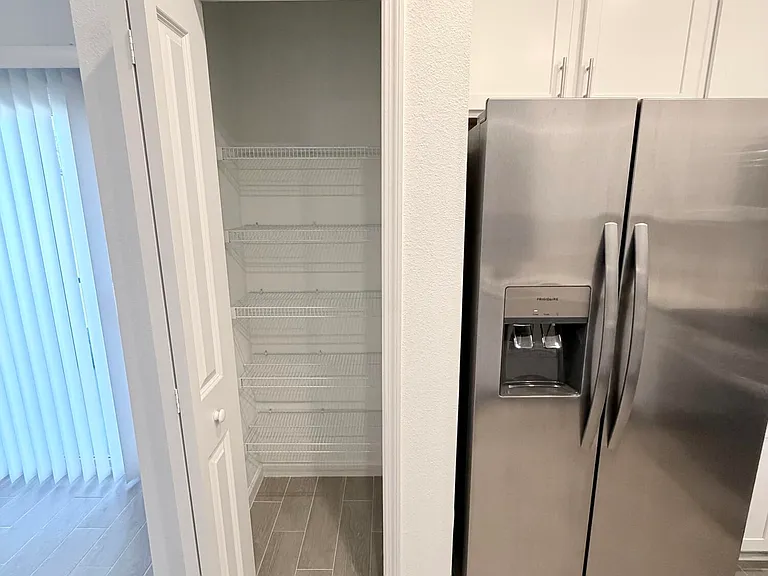 2113 Windward Cay Ln — Photo 10