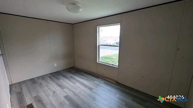 2nd image of 2917 Caprice Dr