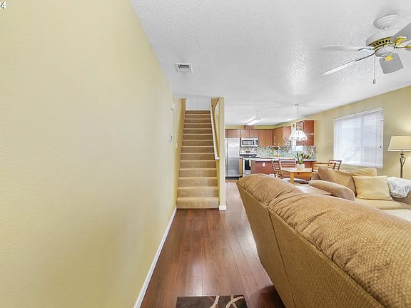 3rd image of 2401 NE 78th Ct