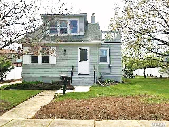 1st image of 61 Franklin St