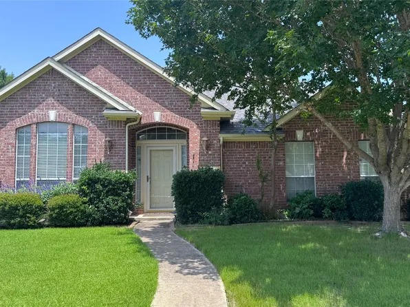 2217 Lone Pecan Dr, Garland, TX 75040