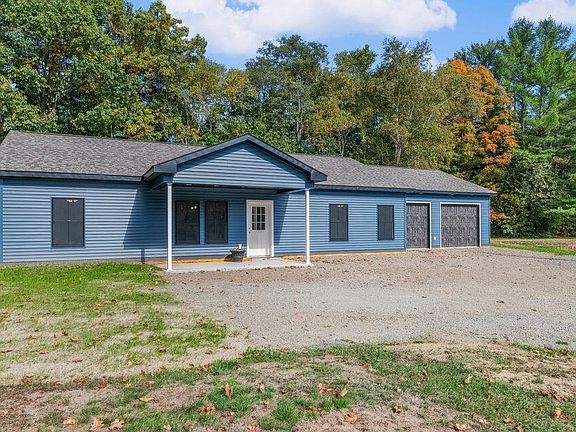 2nd image of 410 Peltoma Avenue