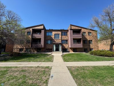 3253 17th Ave S APT 104, Fargo, ND, 58103