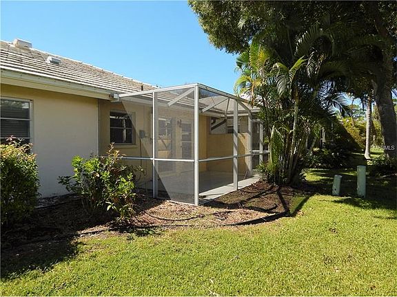 3rd image of 330 Dante Dr #330