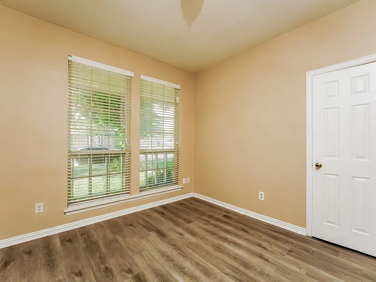 7921 Wayne Way — Photo 13