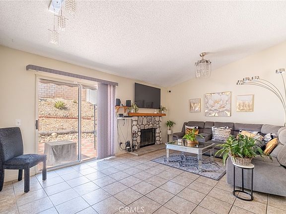 3rd image of 2688 W Calle Vista Dr