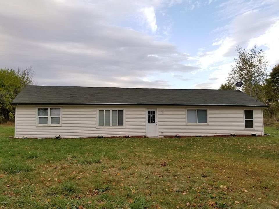 1st image of 62816 34th Ave