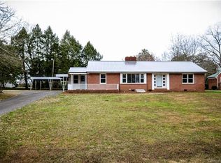 1416 Morven Rd, Wadesboro, NC 28170