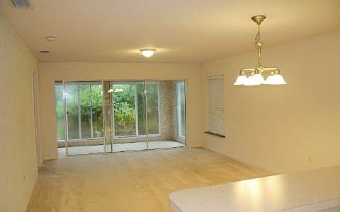 2nd image of 4484 Turnberry Ln