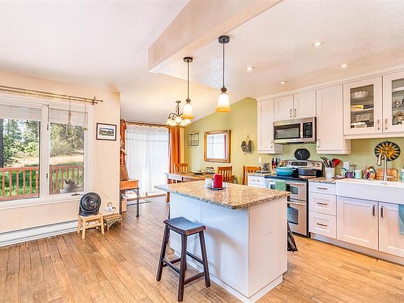 4th image of 222 Pine Ridge Loop