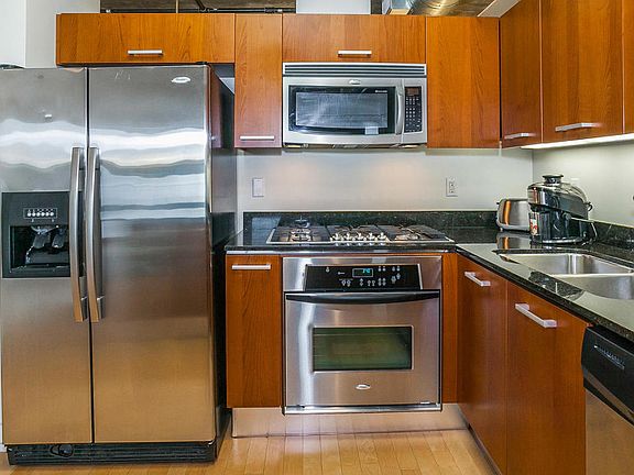 5th image of 645 W 9th St APT 507