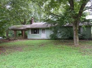 189 Claude Ratledge Rd, Mocksville, NC 27028