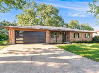 4202 Chapman Ave, Springdale, AR 72762