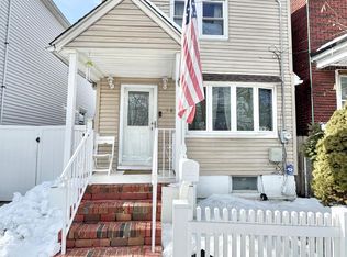 583 W Side Ave, Perth Amboy, NJ 08861