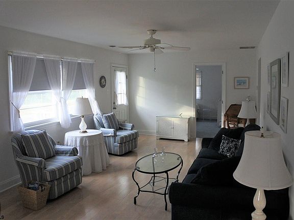 4th image of 2609 Haven Ave