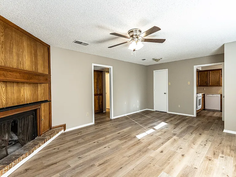 7406 Waco Ave #D — Photo 4