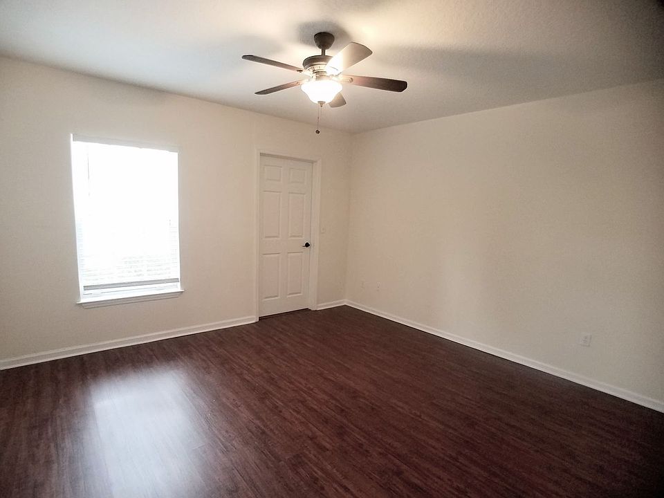 1st image of 12500 Crest Springs Ln APT 1017