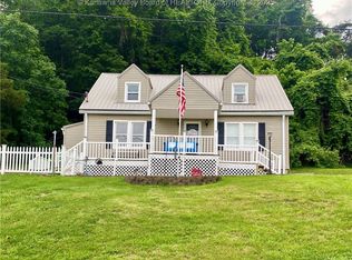 700 Klondyke Rd, Ripley, WV 25271