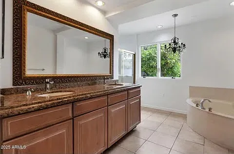 7250 E Paradise Dr — Photo 19