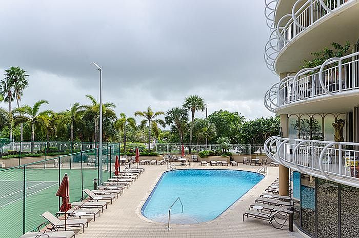 1st image of 2843 S Bayshore Dr APT 3F