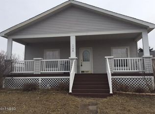 1508 34th St SW, Watertown, SD 57201