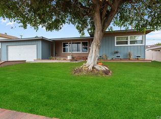 5596 Hawthorne St, Montclair, CA 91763