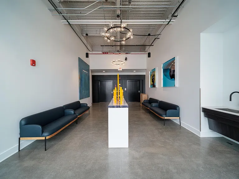 6 Corners Lofts — Photo 25